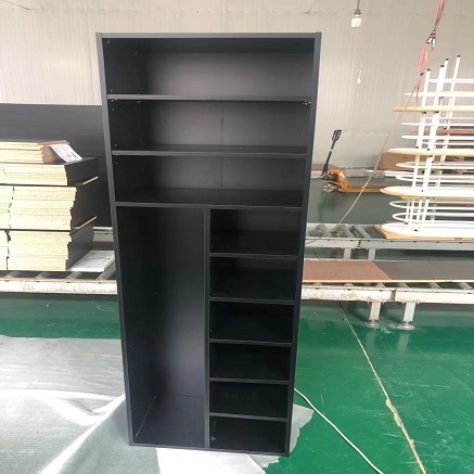 靴のキャビネット